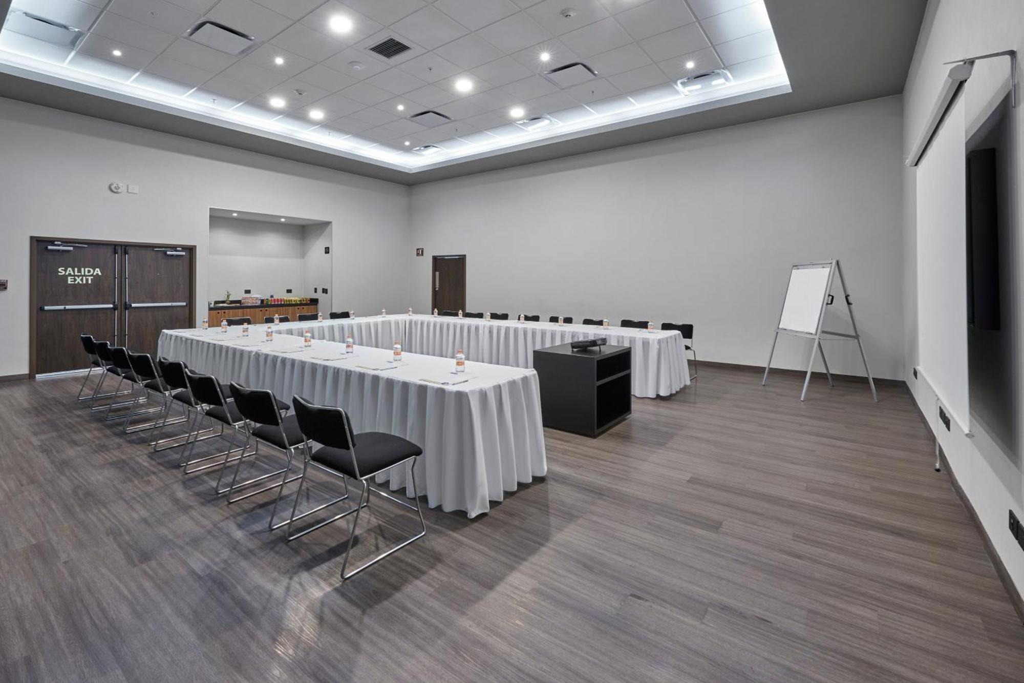 City Express By Marriott Tijuana Otay Exterior photo